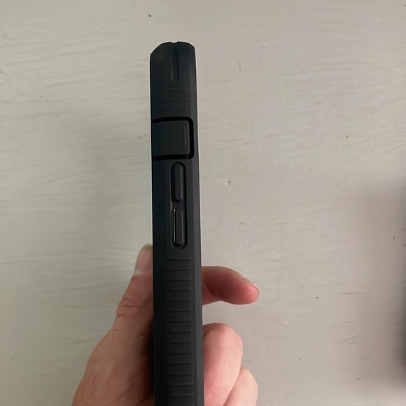 iPhone 12 Pro Max case - Picture 4 of 5